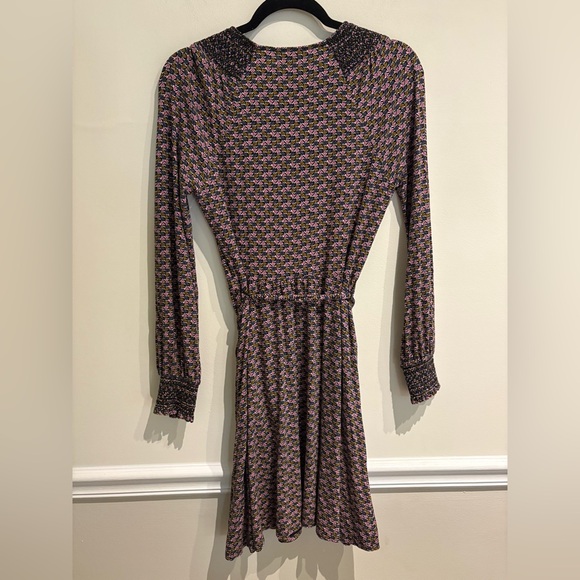 Boden Grace Smocked Jersey Long Sleeve Dress Black Water Lillies Size 4 - Picture 6 of 9